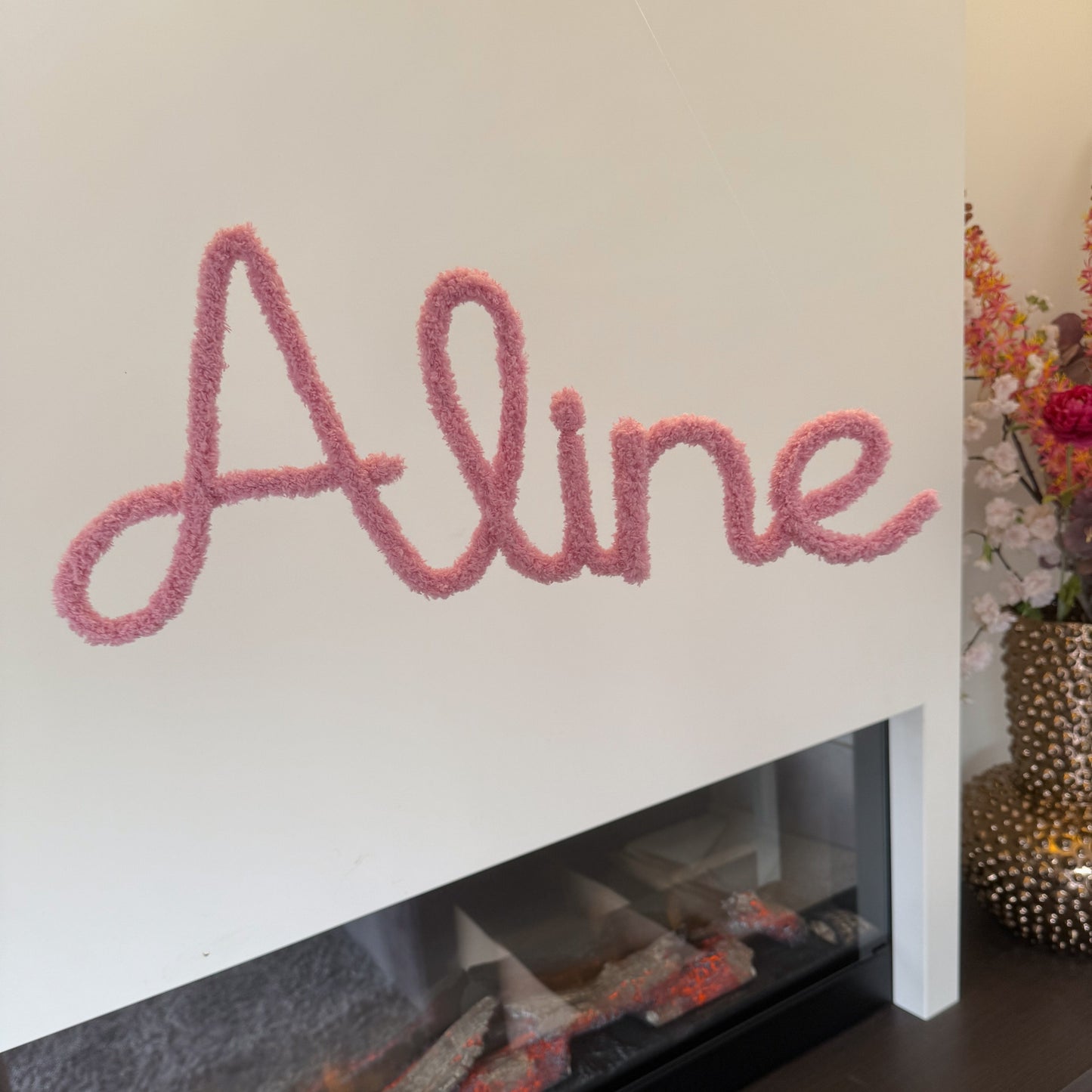 Roze teddynaam kinderkamer