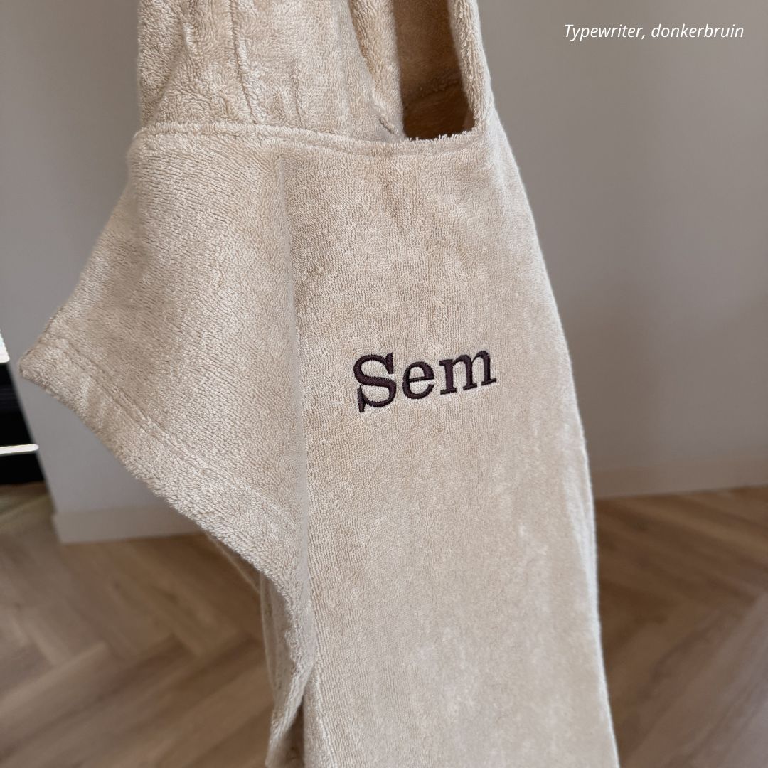 Gepersonaliseerde badstof poncho met naam